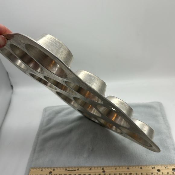 Muffin-Cupcake Vintage Pan Aluminum 12slots/Regular Size - Picture 8 of 8